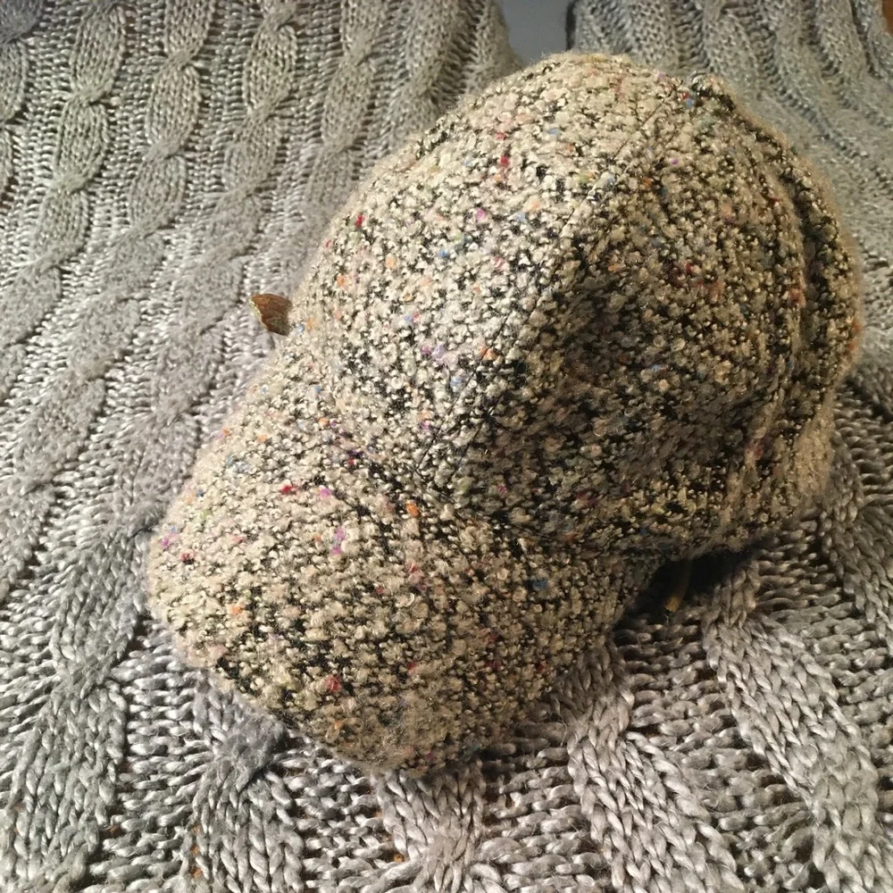 Scala hat/ adjustable - Picture 2 of 6